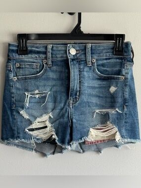 American Eagle Outfitters Distressed Denim Cutoff Shorts - Medium Blue Size 2